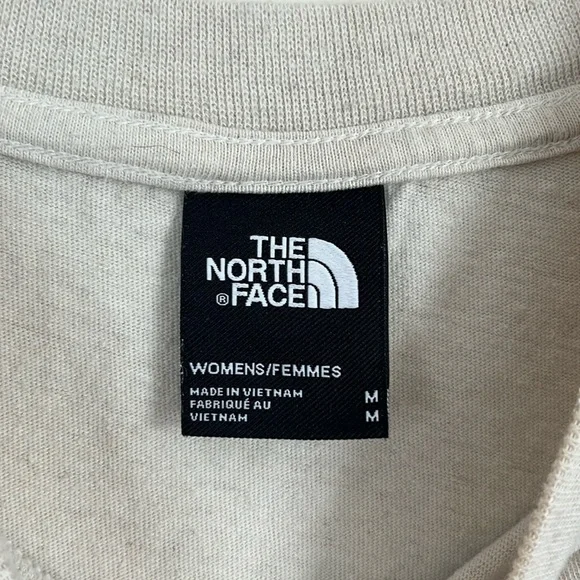 The North Face T-Shirt - Picture 5 of 5
